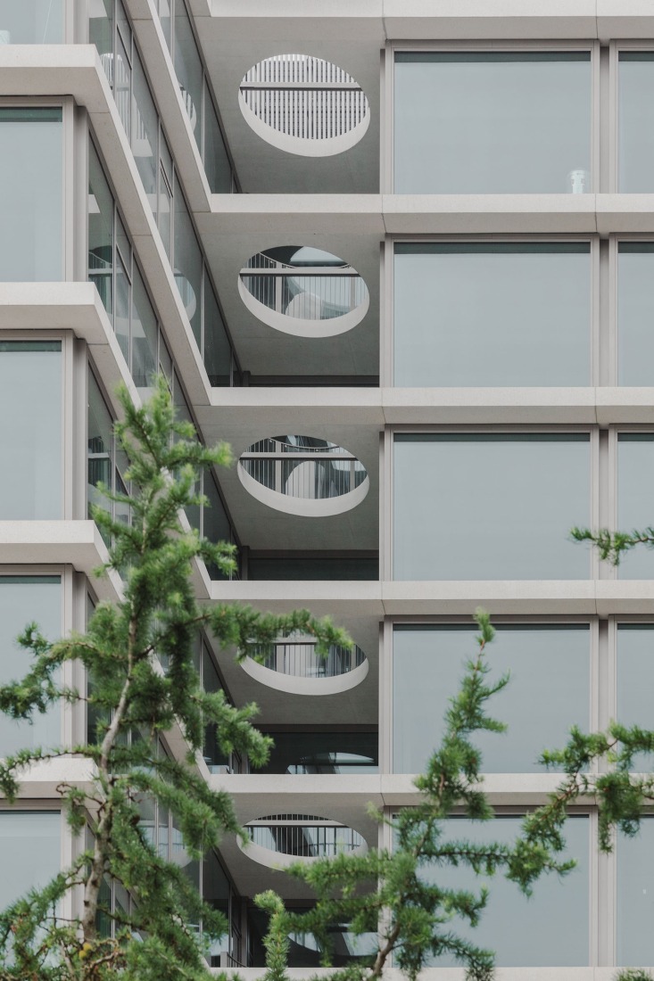 Towarowa 22 - Office house phase B by Jems Architekci. Photograph by Maria Kot.