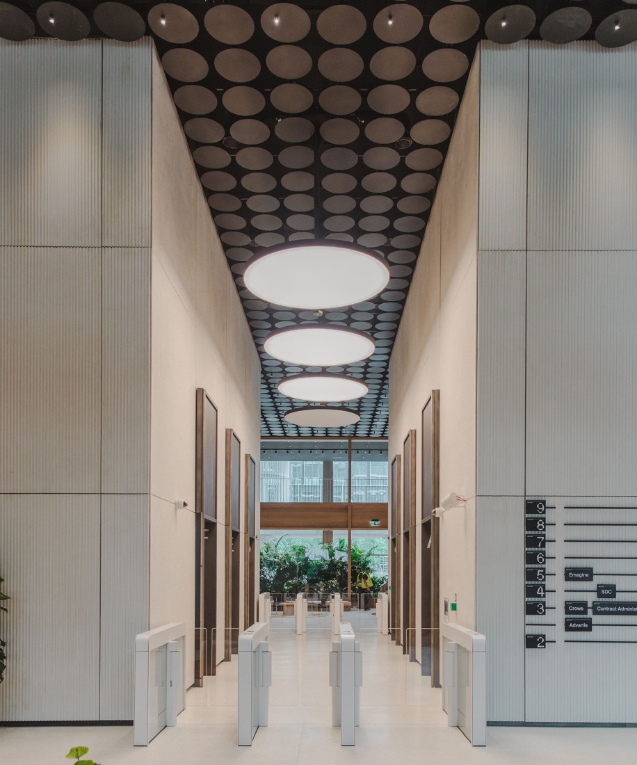 Towarowa 22 - Office house phase B by Jems Architekci. Photograph by Maria Kot.