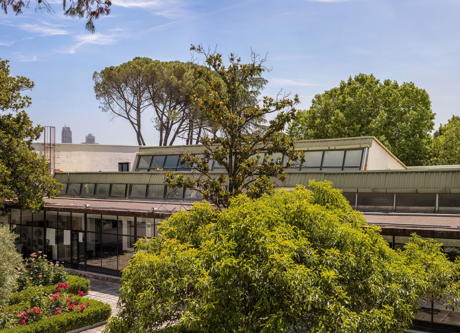 Views of the Casa de Campo fairgrounds in Madrid today. Photograph by Luis Asín.