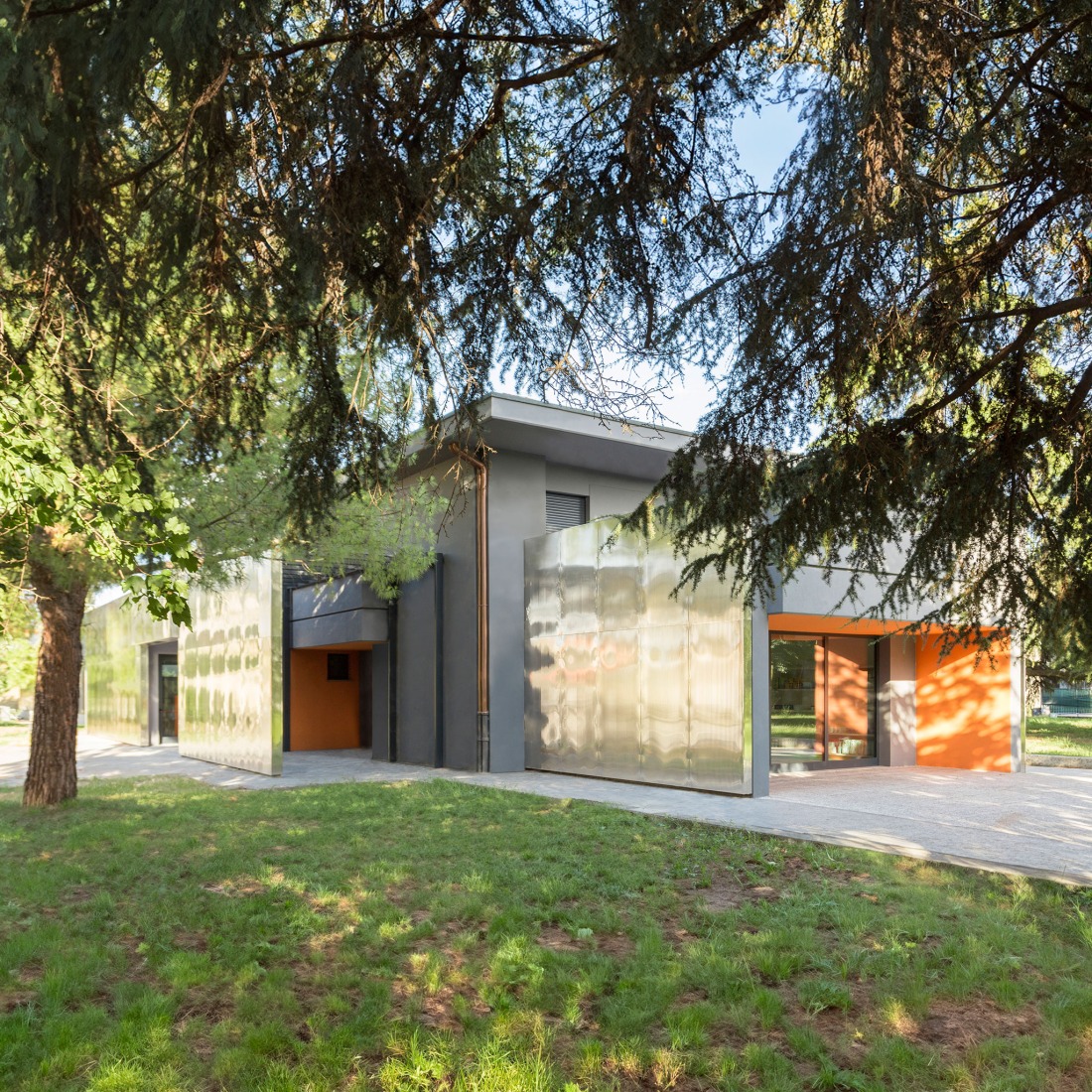 Distrito Solidario de Cesena por Pier Currà Architettura. Fotografía por Nicolas Piazza.