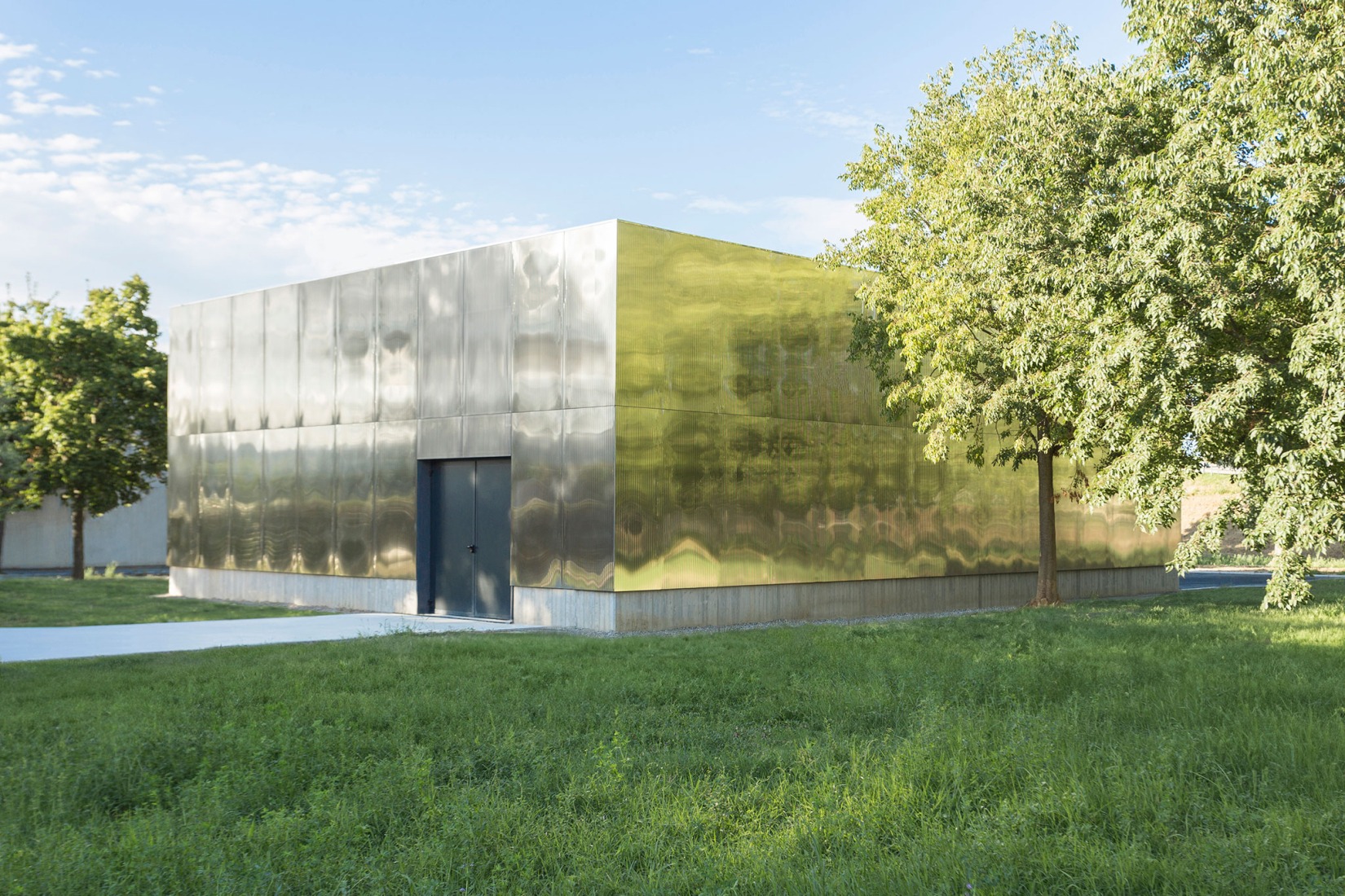 Distrito Solidario de Cesena por Pier Currà Architettura. Fotografía por Nicolas Piazza.