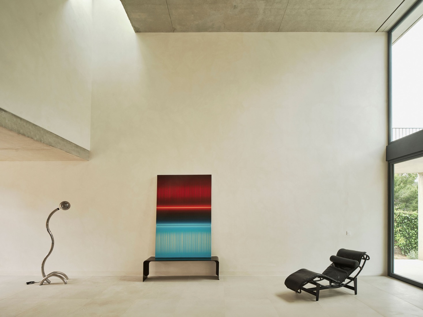 Casa en Cala Tamarit por Raúl Sánchez. Fotografía por David Zarzoso. Casa en Cala Tamarit por Raúl Sánchez. Fotografía por David Zarzoso.