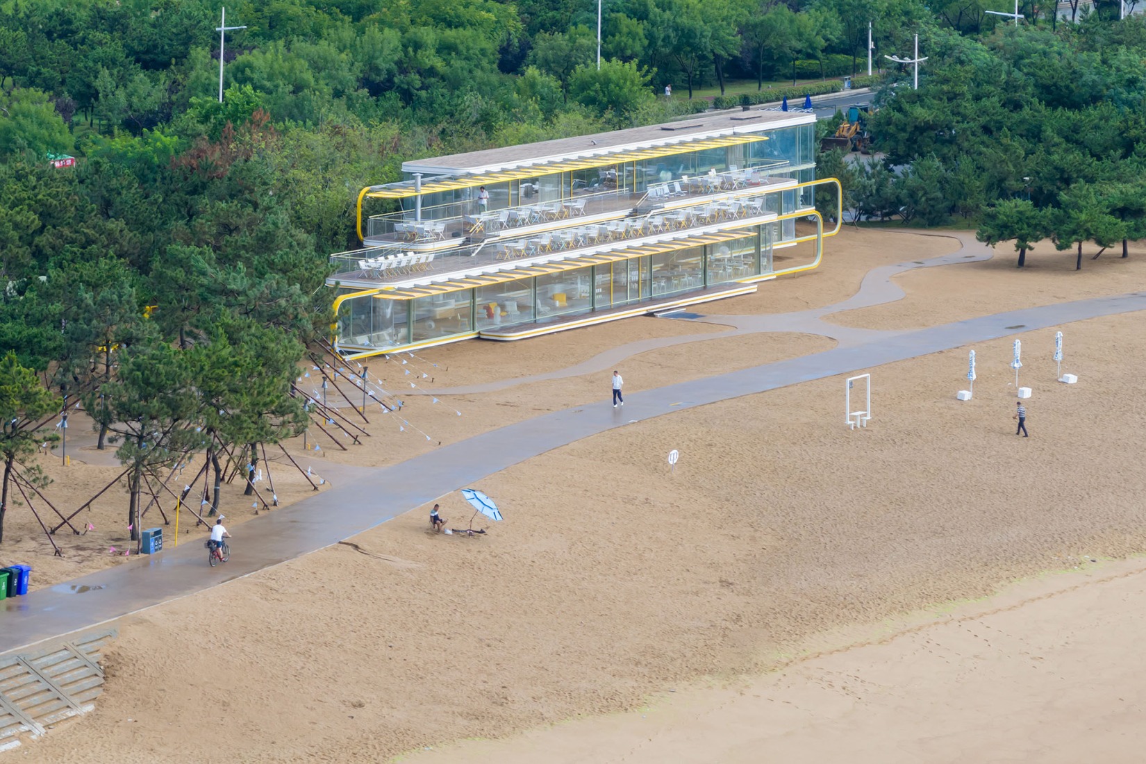 "Chiringuito Café" by SelgasCano. Photograph by Iwan Baan. "Chiringuito Café" by SelgasCano. Photograph by Iwan Baan.