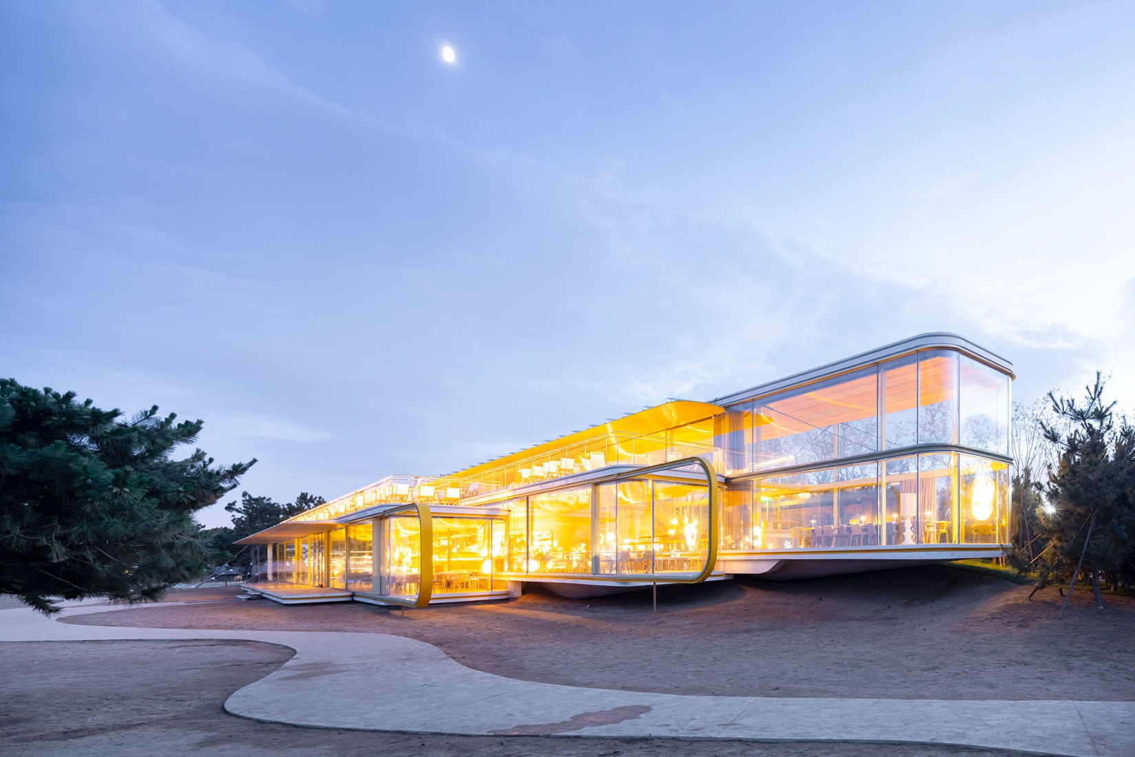 "Chiringuito Café" by SelgasCano. Photograph by Iwan Baan. "Chiringuito Café" by SelgasCano. Photograph by Iwan Baan.