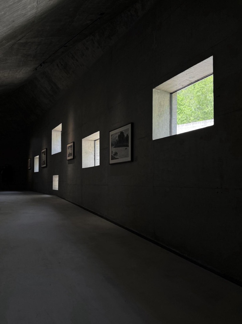 Xiao Feng Art Museum by ZAO / standardarchitecture. Photography by Qingshan Wu.