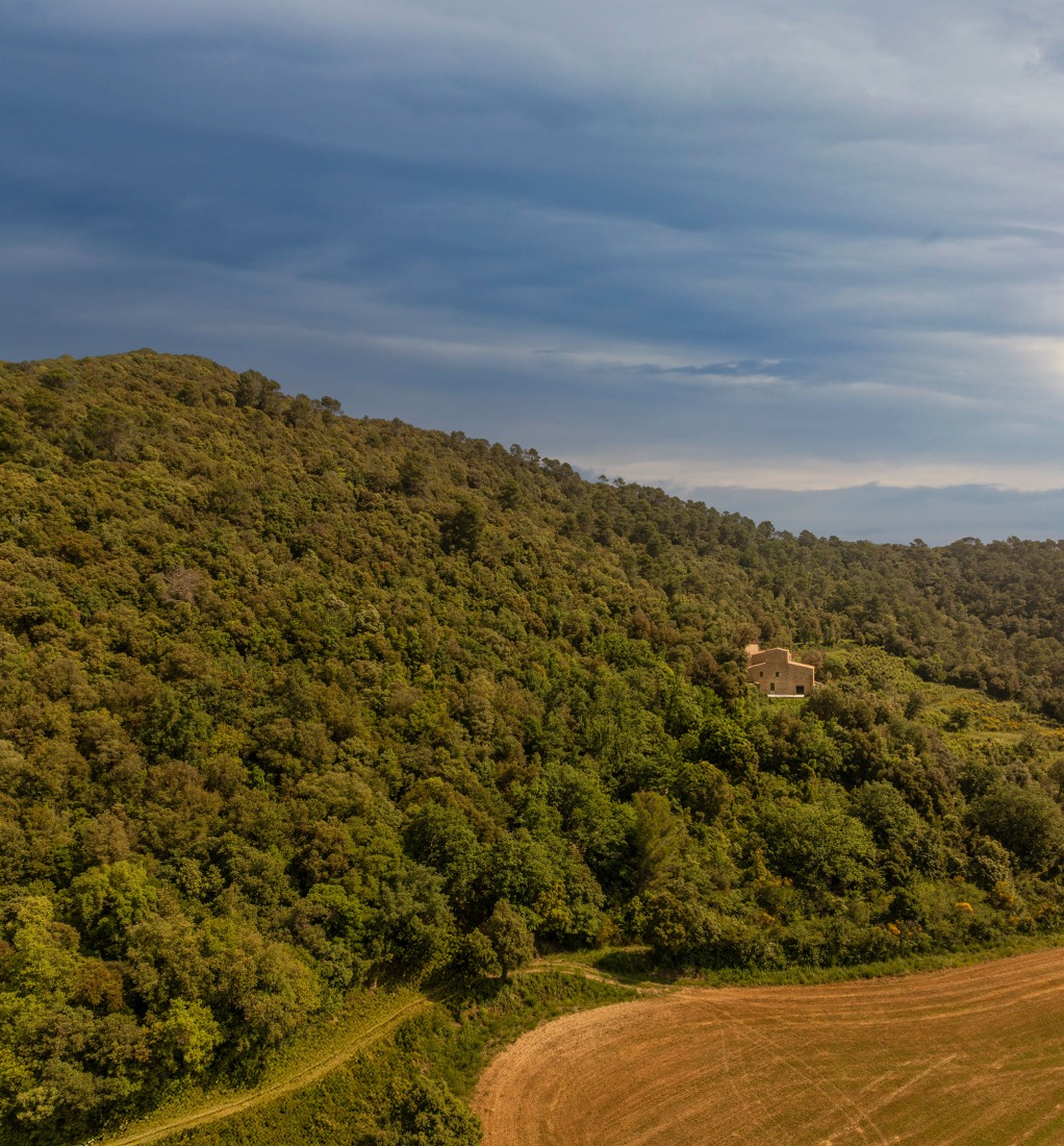 Mas Cadalt by Fran Silvestre Arquitectos. Photograph by Fernando Guerra.