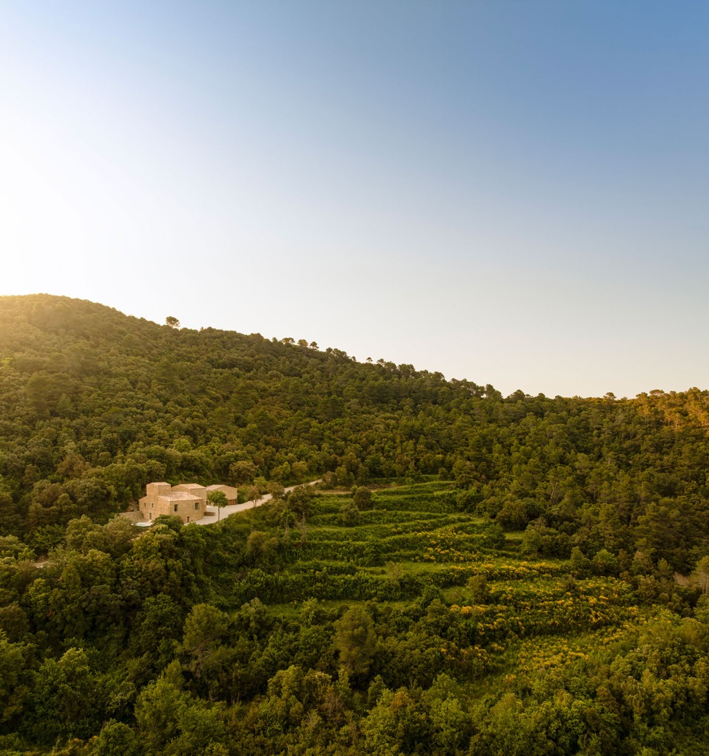 Mas Cadalt by Fran Silvestre Arquitectos. Photograph by Fernando Guerra.