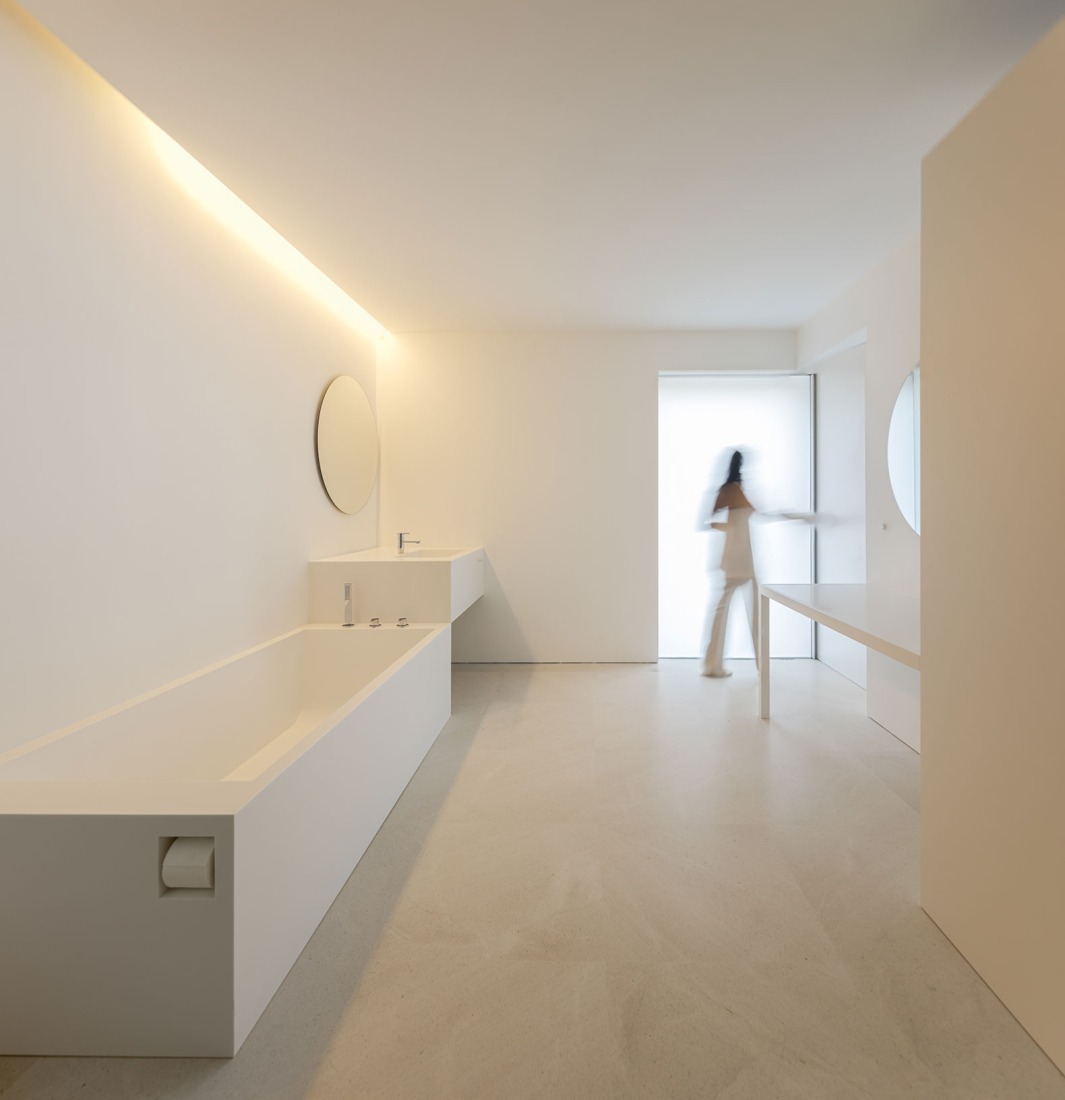 Mas Cadalt by Fran Silvestre Arquitectos. Photograph by Fernando Guerra.