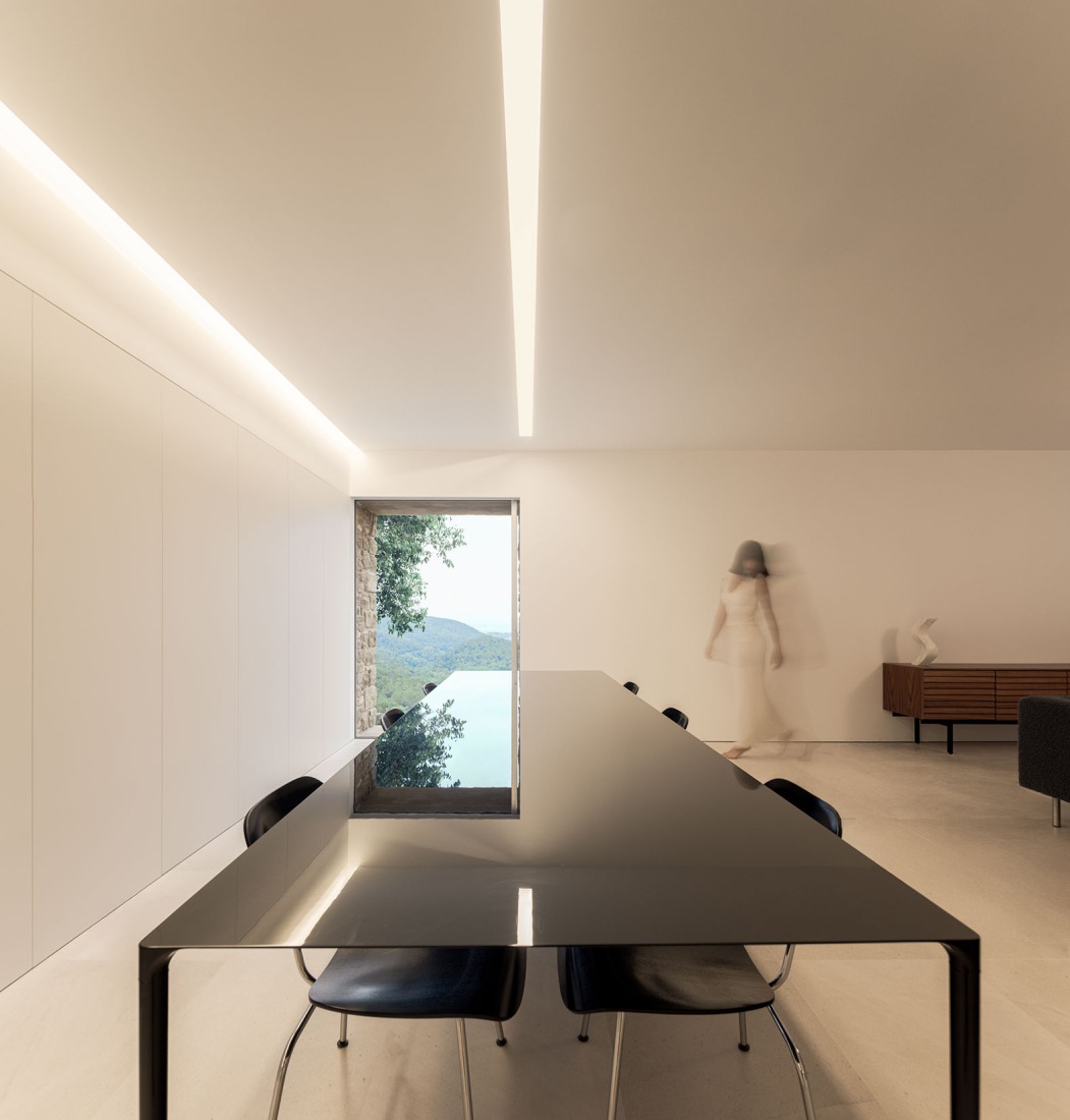 Mas Cadalt by Fran Silvestre Arquitectos. Photograph by Fernando Guerra.