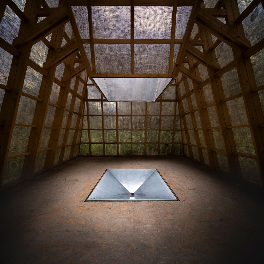 COMPLUVIUM by P + S  Estudio de Arquitectura. Photograph by Javier Callejas.