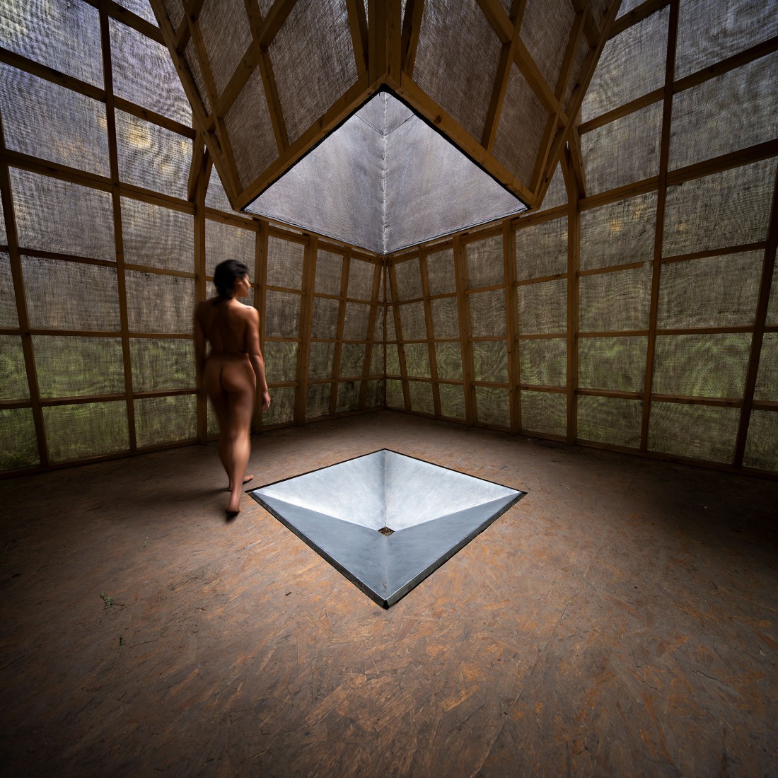 COMPLUVIUM by P + S  Estudio de Arquitectura. Photograph by Javier Callejas.