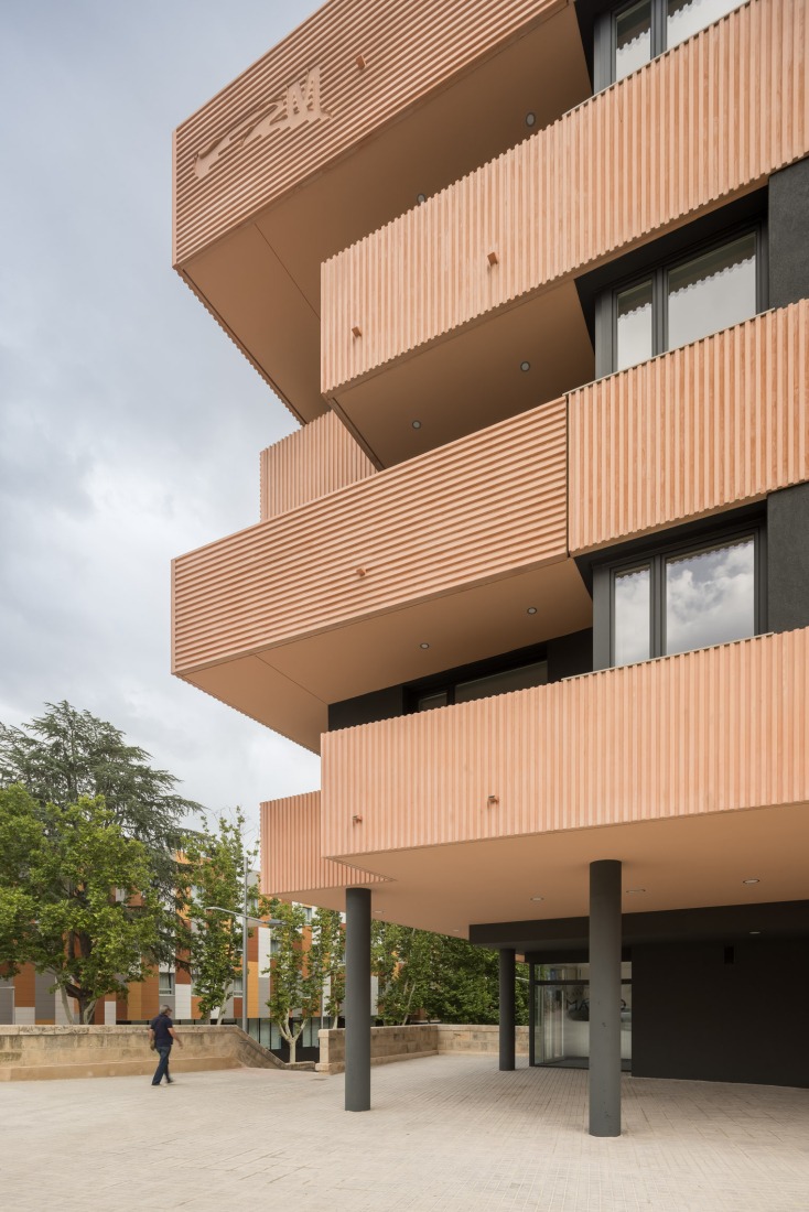Magno Building by Javier Prieto Arquitectos. Photograph by Germán Cabo.