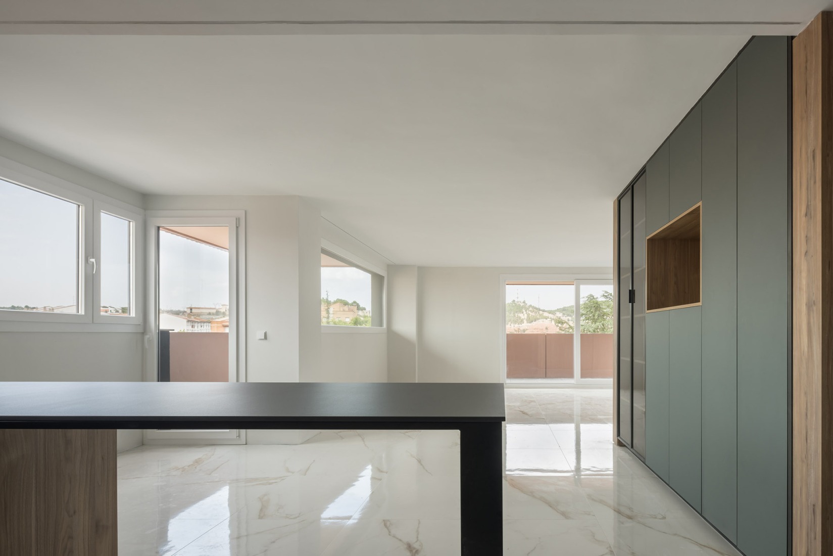 Magno Building by Javier Prieto Arquitectos. Photograph by Germán Cabo.