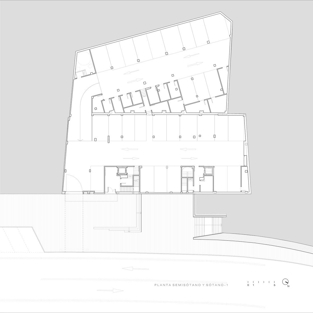 Basement floor plan. Magno Building by Javier Prieto Arquitectos.