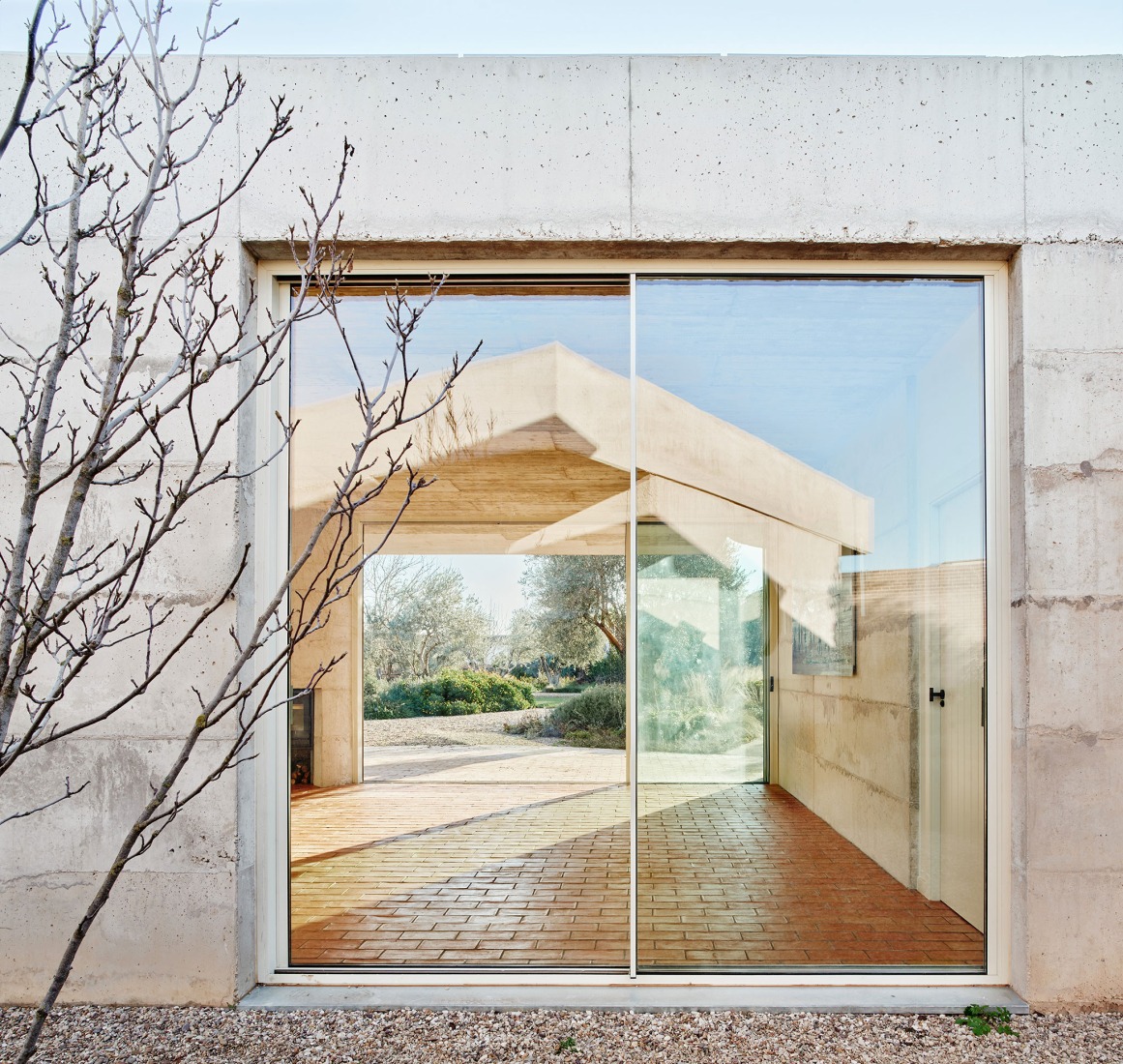 Casa Calera y Chozas por Jorge Vidal. Fotografía por Jose Hevia.