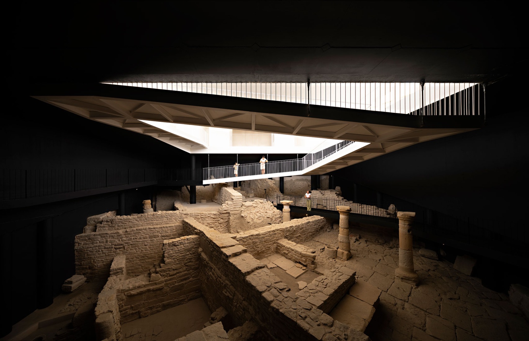 Puesta en valor de la Cisterna romana de «La Calderona» por Pablo Millán. Fotografía por Javier Callejas Sevilla.