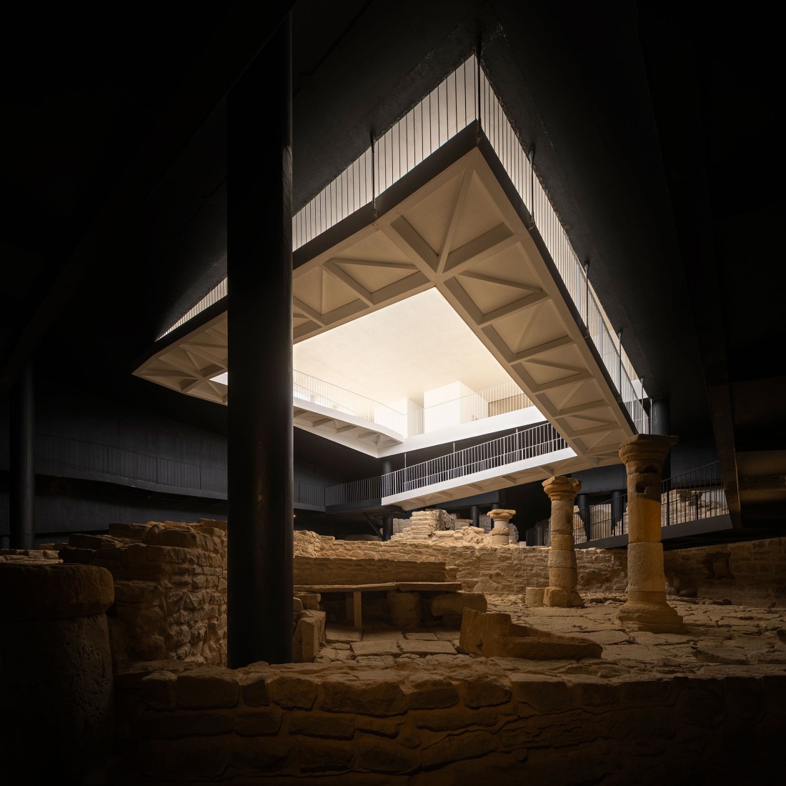 Puesta en valor de la Cisterna romana de «La Calderona» por Pablo Millán. Fotografía por Javier Callejas Sevilla.