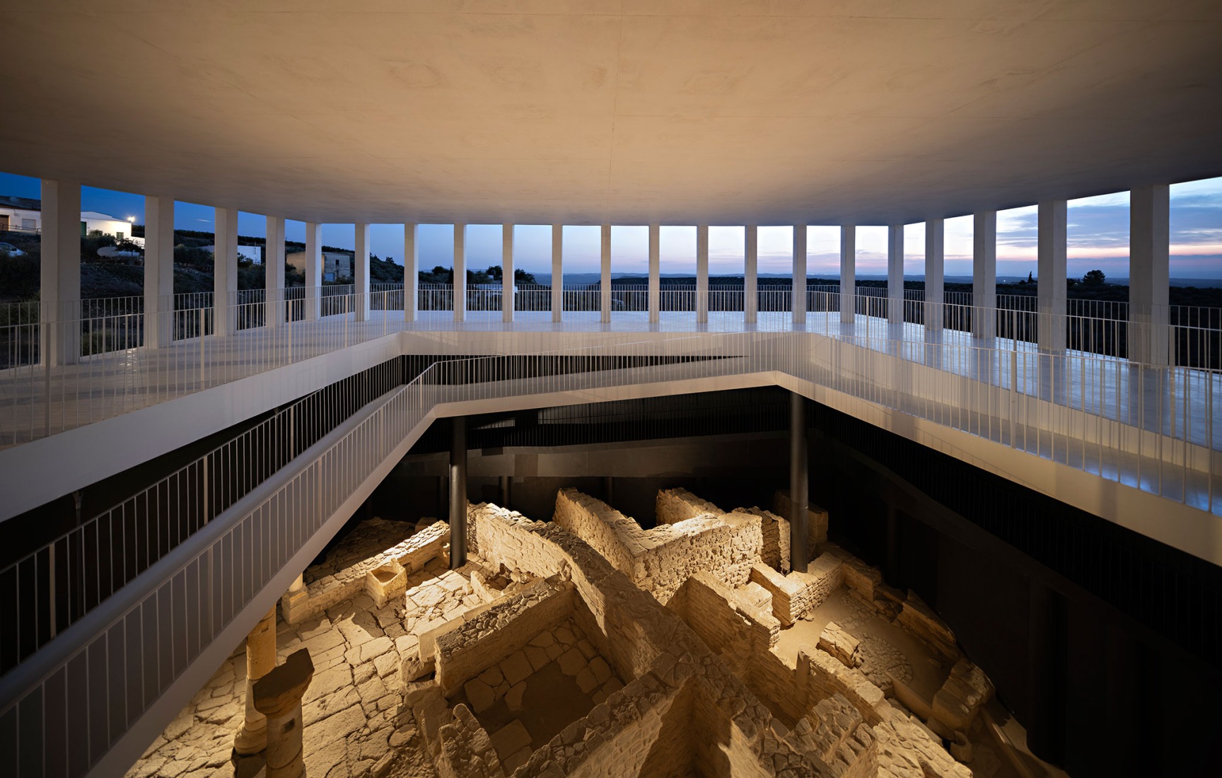 Puesta en valor de la Cisterna romana de «La Calderona» por Pablo Millán. Fotografía por Javier Callejas Sevilla.
