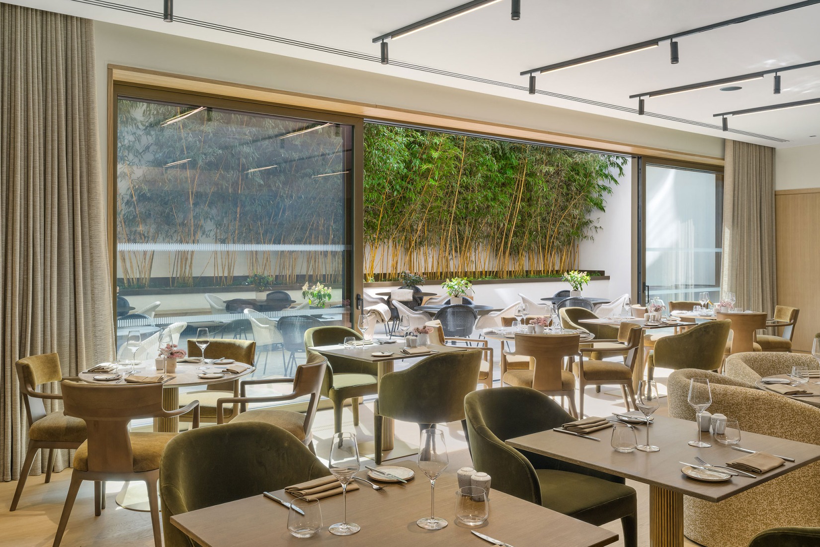 "The Oren" residential complex by Stanton Williams. Photograph by Alex Winship.