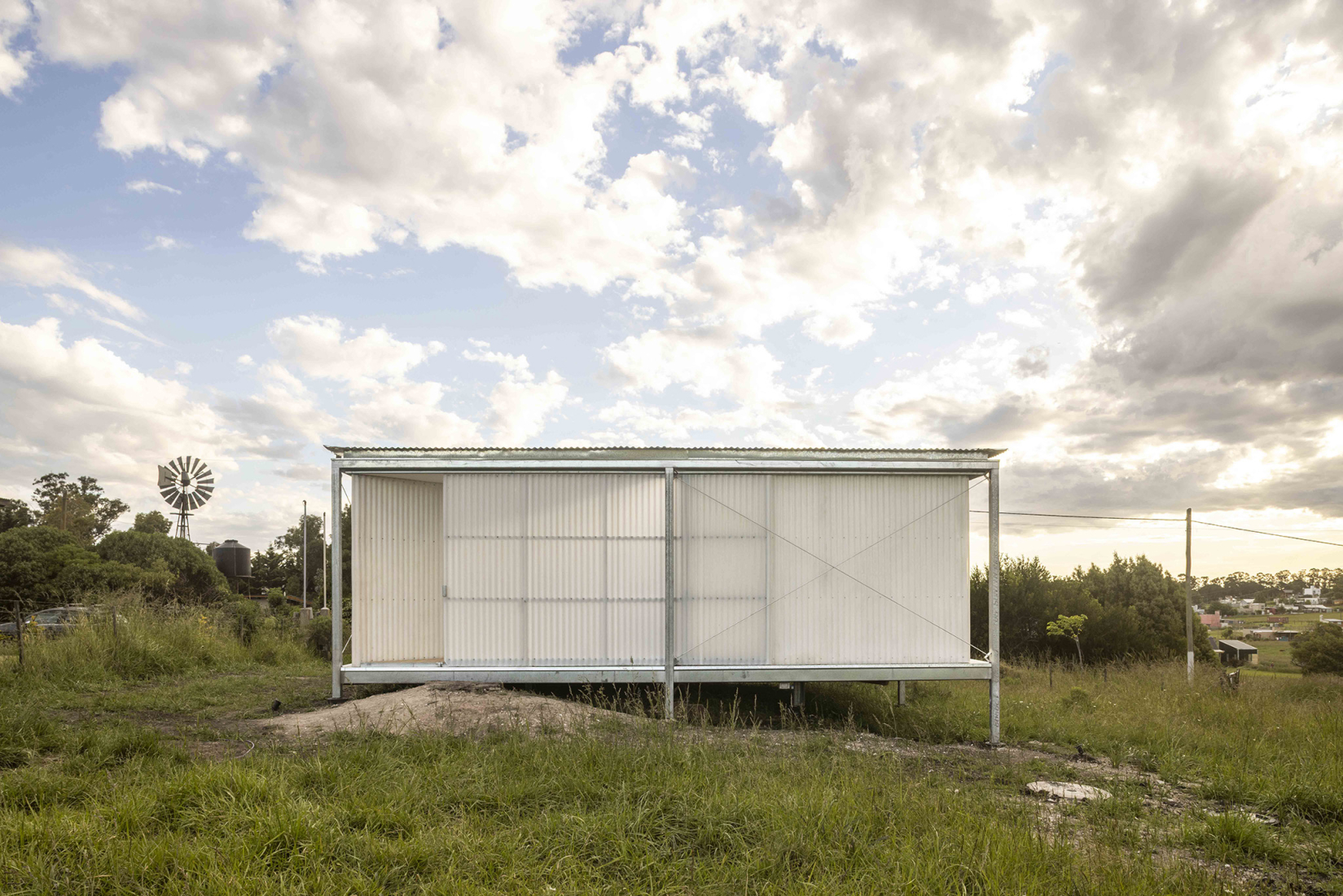 «Casa Tangram» por Bioma. Fotografía por Luis Barandiarán.