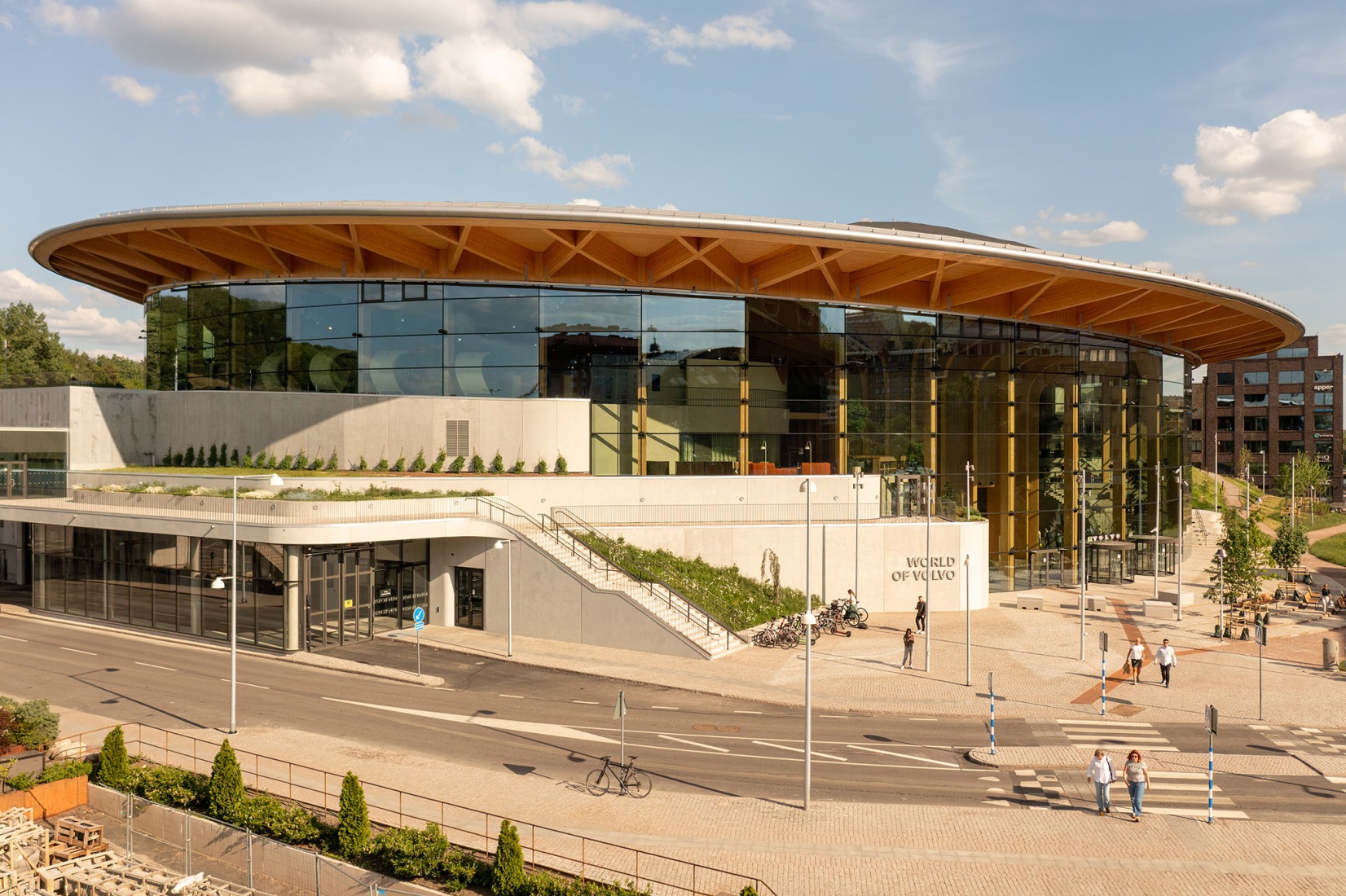 "World of Volvo" by Henning Larsen. Photograph by Rasmus Hjortshøj. 