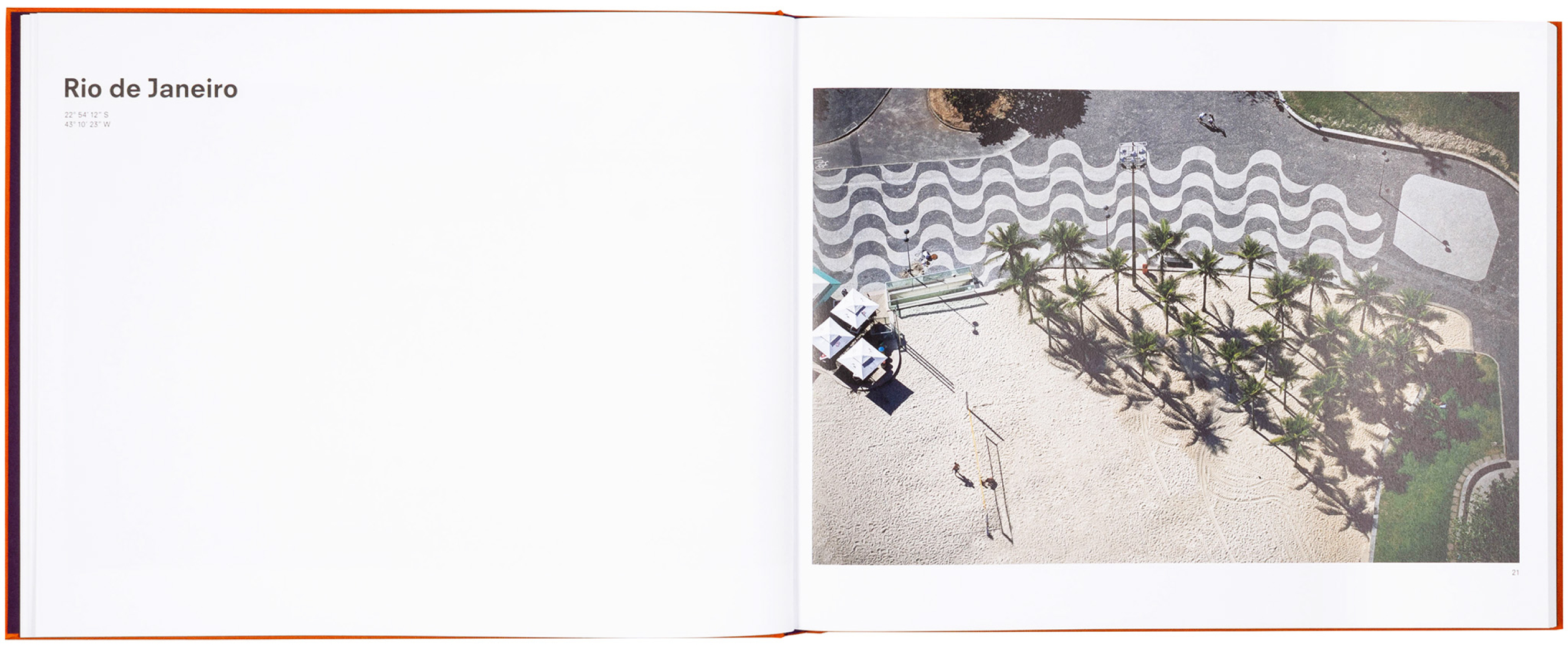 Fotografía de producto de «A Collection of Latin American Modern Architecture. Volume 2», Lars Müller Publishers, 2025. Cortesía de 2025 Lars Müller Publishers.