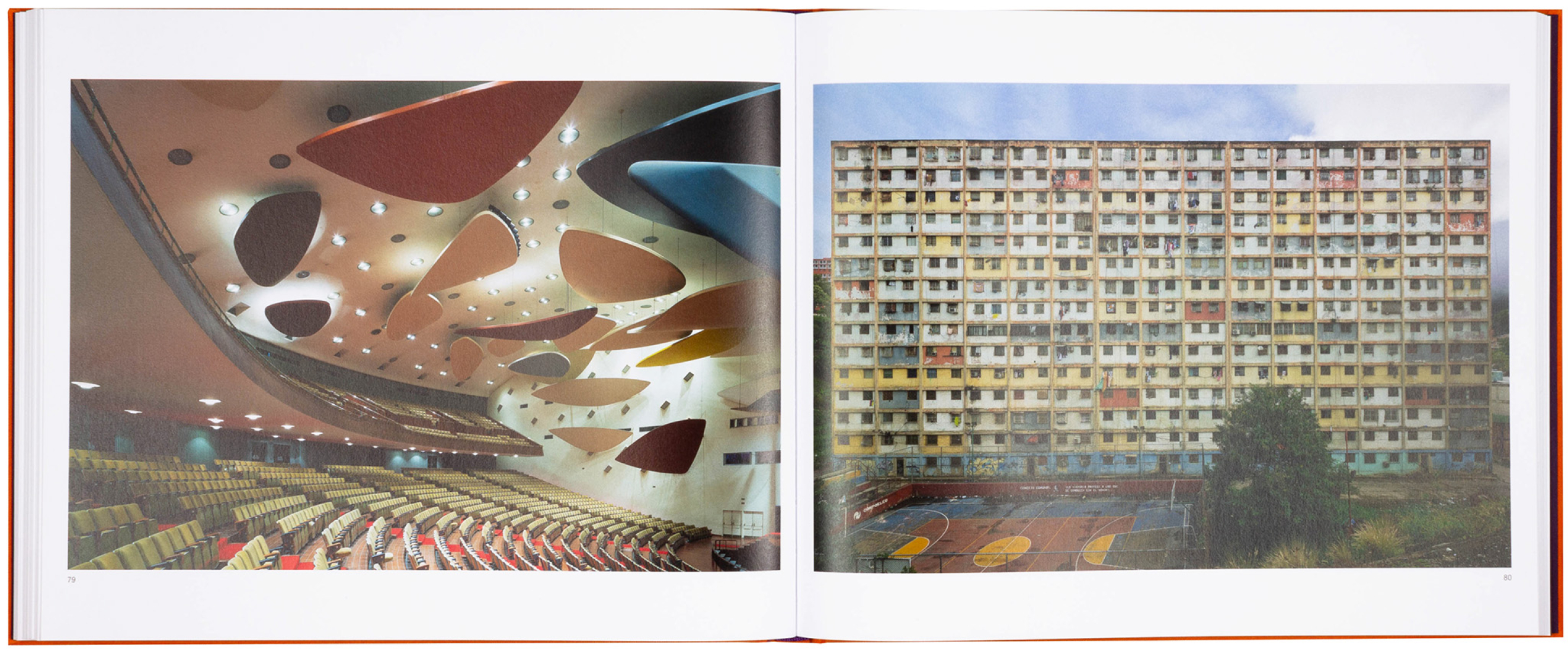Fotografía de producto de «A Collection of Latin American Modern Architecture. Volume 2», Lars Müller Publishers, 2025. Cortesía de 2025 Lars Müller Publishers.