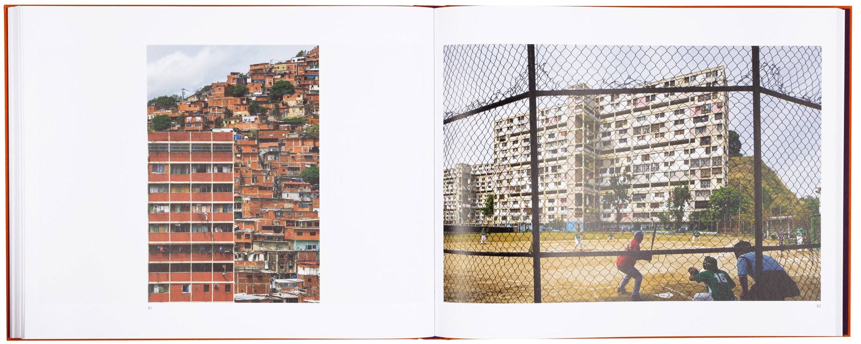 Fotografía de producto de «A Collection of Latin American Modern Architecture. Volume 2», Lars Müller Publishers, 2025. Cortesía de 2025 Lars Müller Publishers.