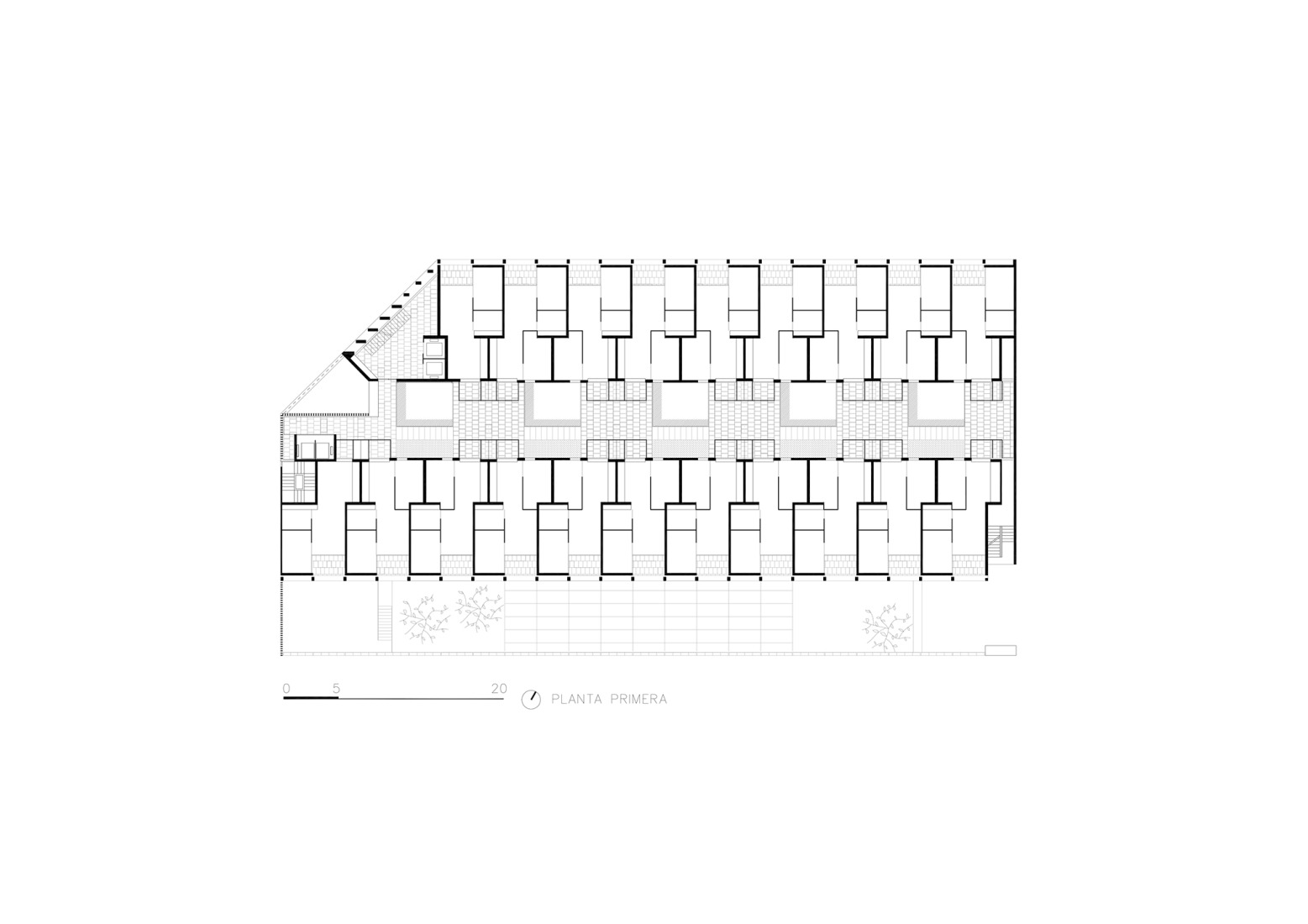 First to Fourth floor plan. GREENH@USE, 140 viviendas sociales por Peris + Toral Arquitectes.