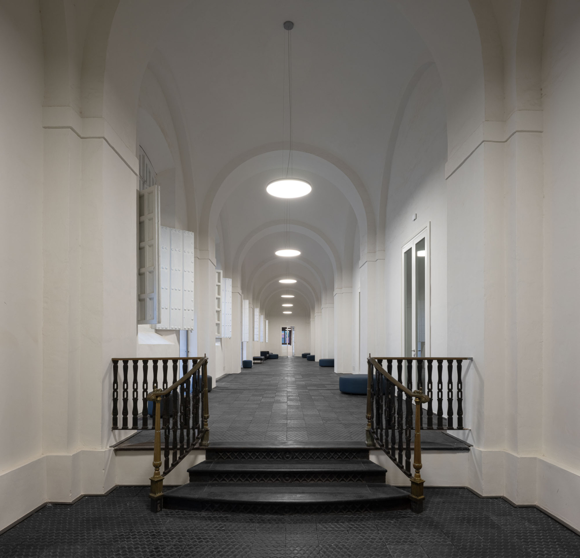 "Centro Magallanes_ICC" at the Royal Artillery Factory of Seville by Reina & Asociados. Photograph by Fernando Alda.