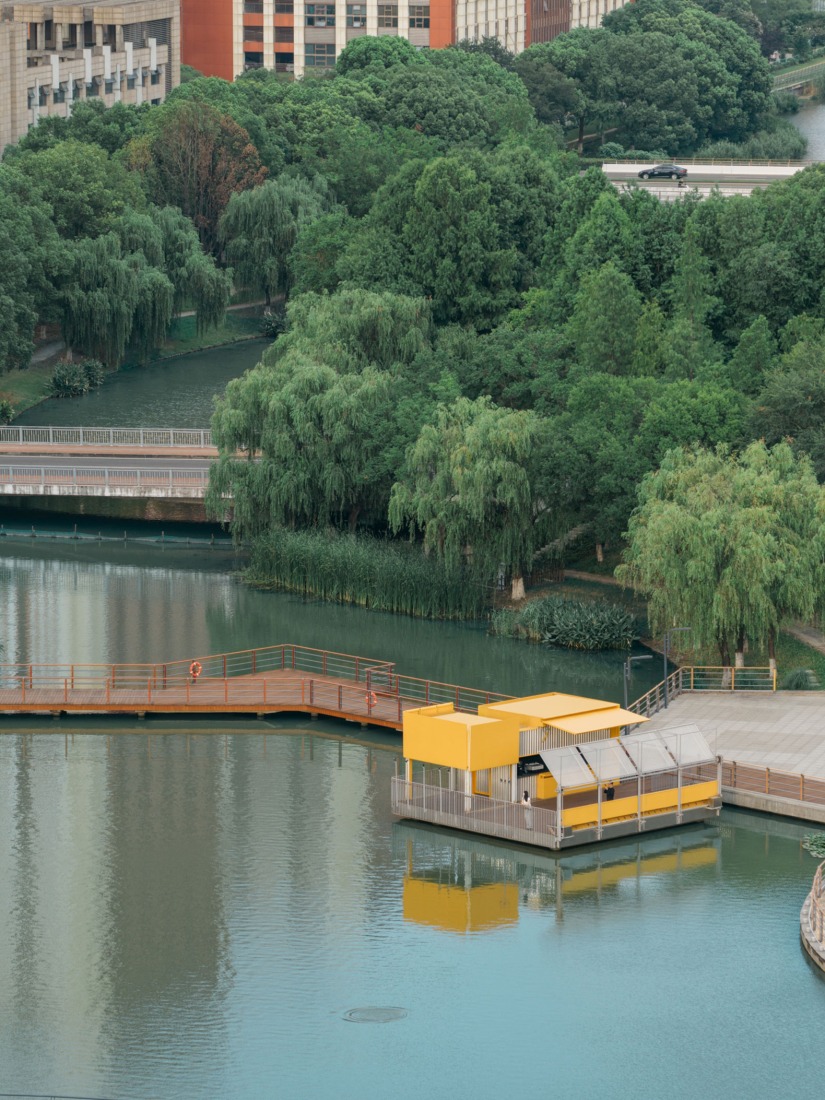 Vista aérea – Modo abierto. «The Bloom Box» por SoBA. Fotografía por Wen Studio.