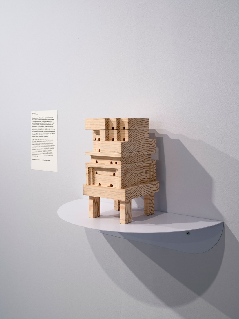 «Garage Encounters» por BUREAU. Fotografía por Dylan Perrenoud.