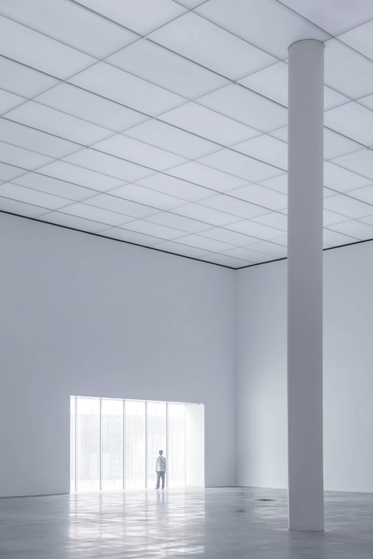 Museo-biblioteca verde de Taichung por SANAA. Fotografía por Iwan Baan.