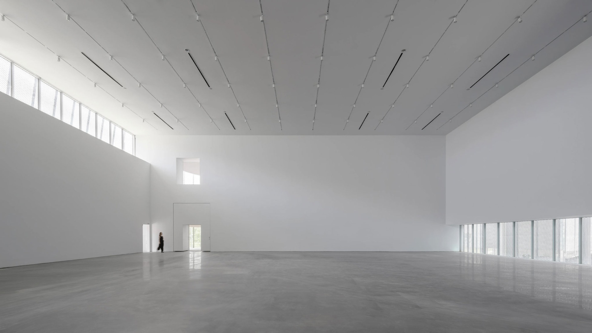 Museo-biblioteca verde de Taichung por SANAA. Fotografía por YHLAA.