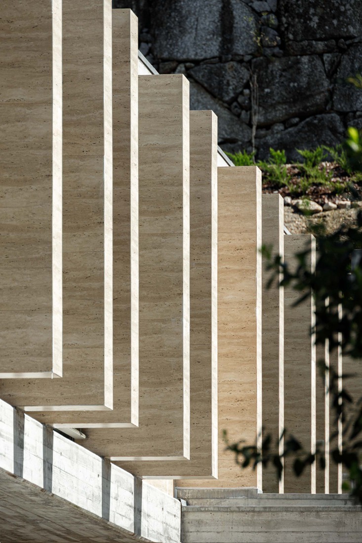 Habitação CL por Artequitectos. Fotografía por Ivo Tavares Studio.