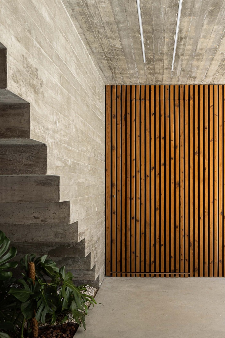 Habitação CL por Artequitectos. Fotografía por Ivo Tavares Studio.