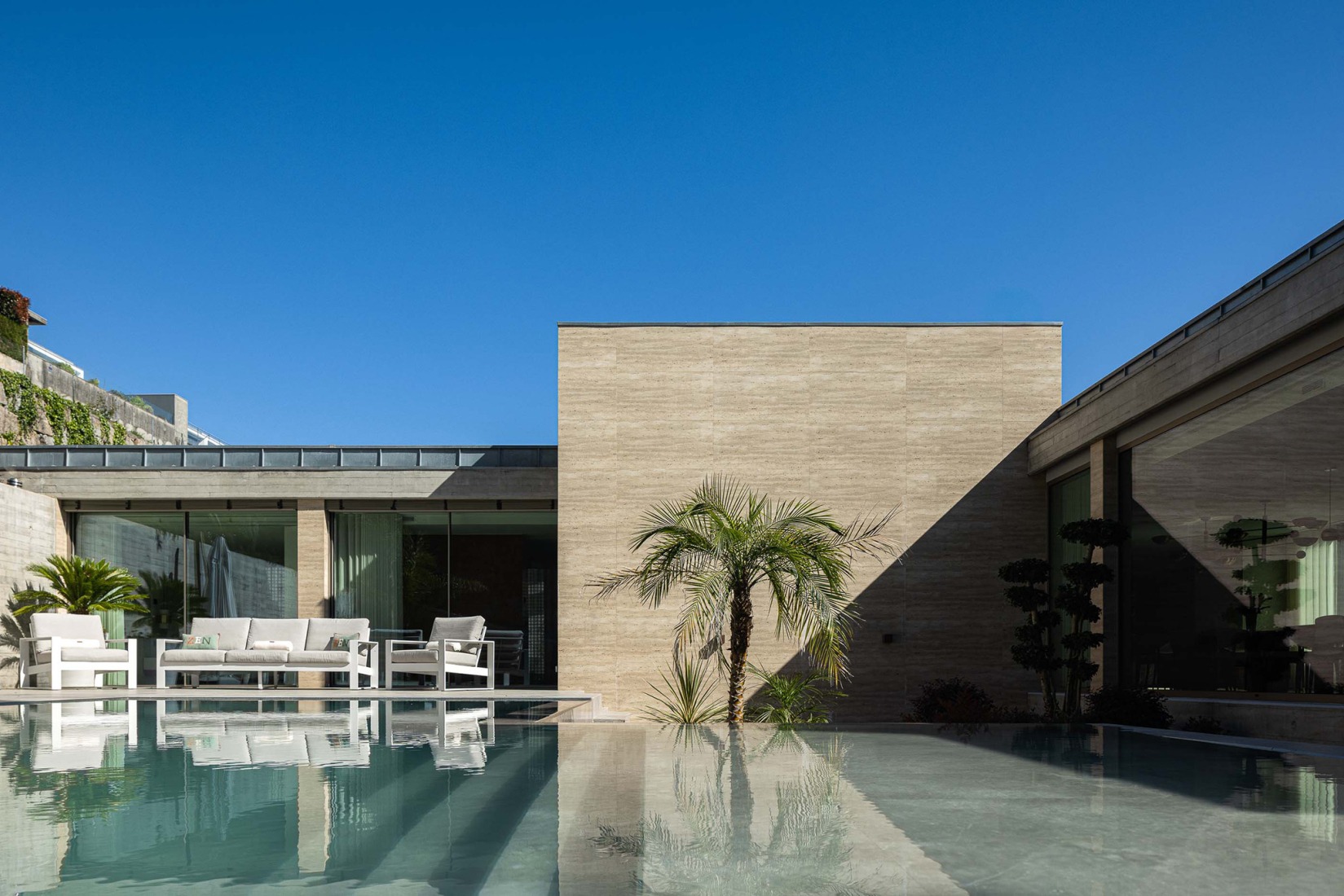 Habitação CL por Artequitectos. Fotografía por Ivo Tavares Studio.