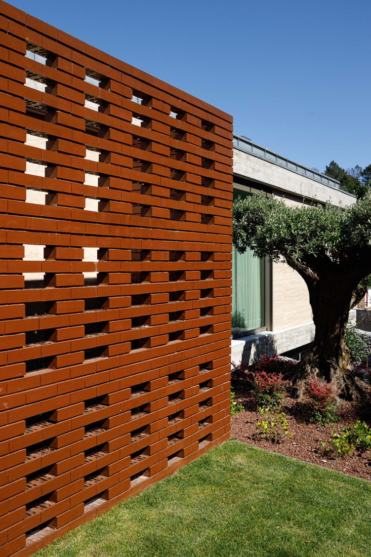 Habitação CL por Artequitectos. Fotografía por Ivo Tavares Studio.