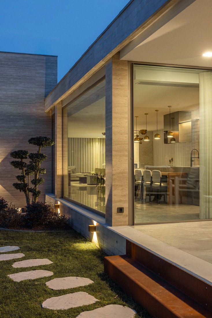 Habitação CL por Artequitectos. Fotografía por Ivo Tavares Studio.