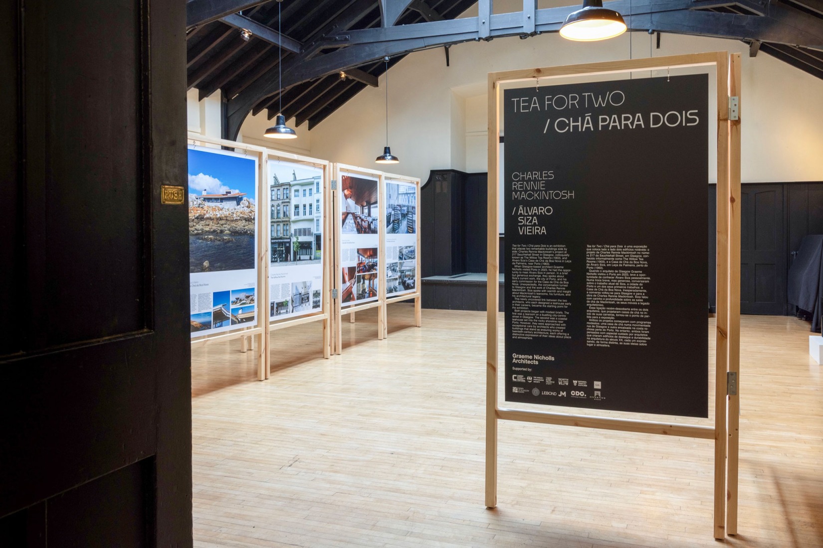 "Tea for Two" - Exhibition by Graeme Nicholls Architects. Photograph by Ellis Bairstow.