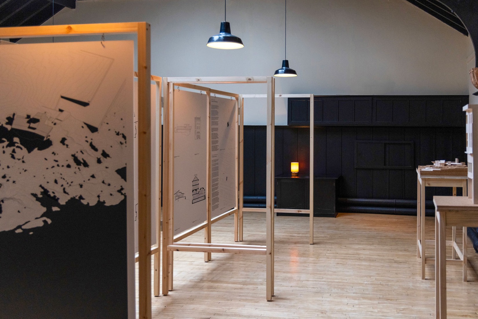 "Tea for Two" - Exhibition by Graeme Nicholls Architects. Photograph by Ellis Bairstow.