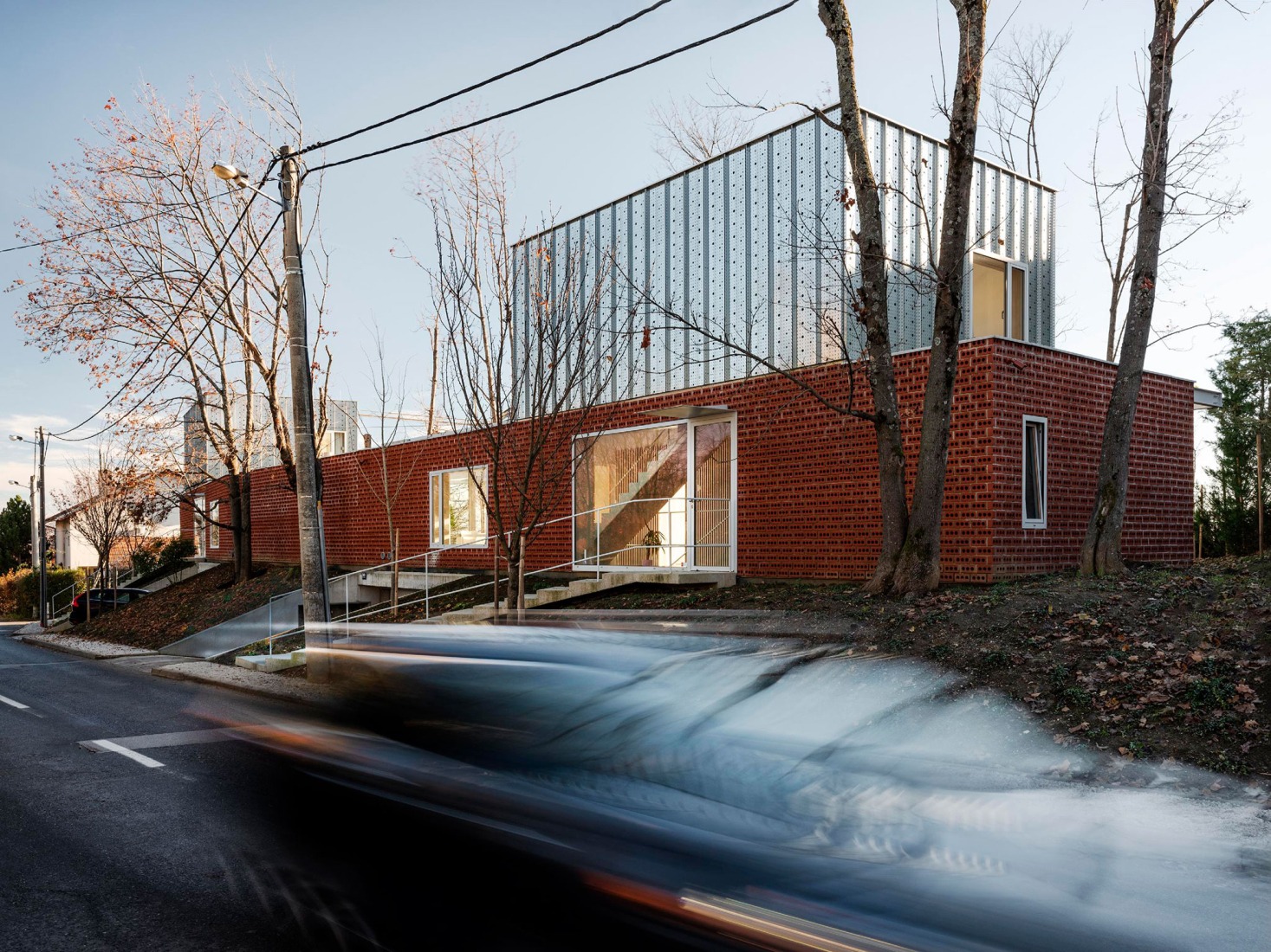 Double Villa Bukovac by njiric+ arhitekti. Photograph by Bosnic+Dorotic.