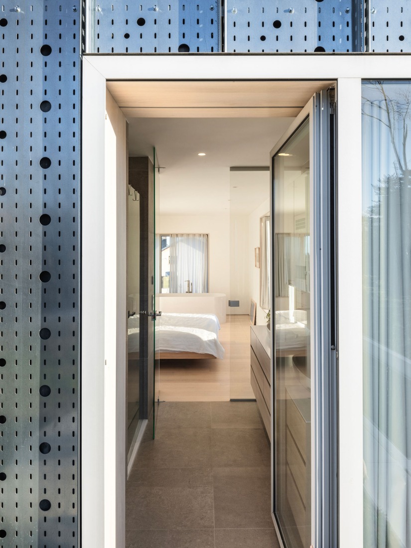 Double Villa Bukovac by njiric+ arhitekti. Photograph by Bosnic+Dorotic.