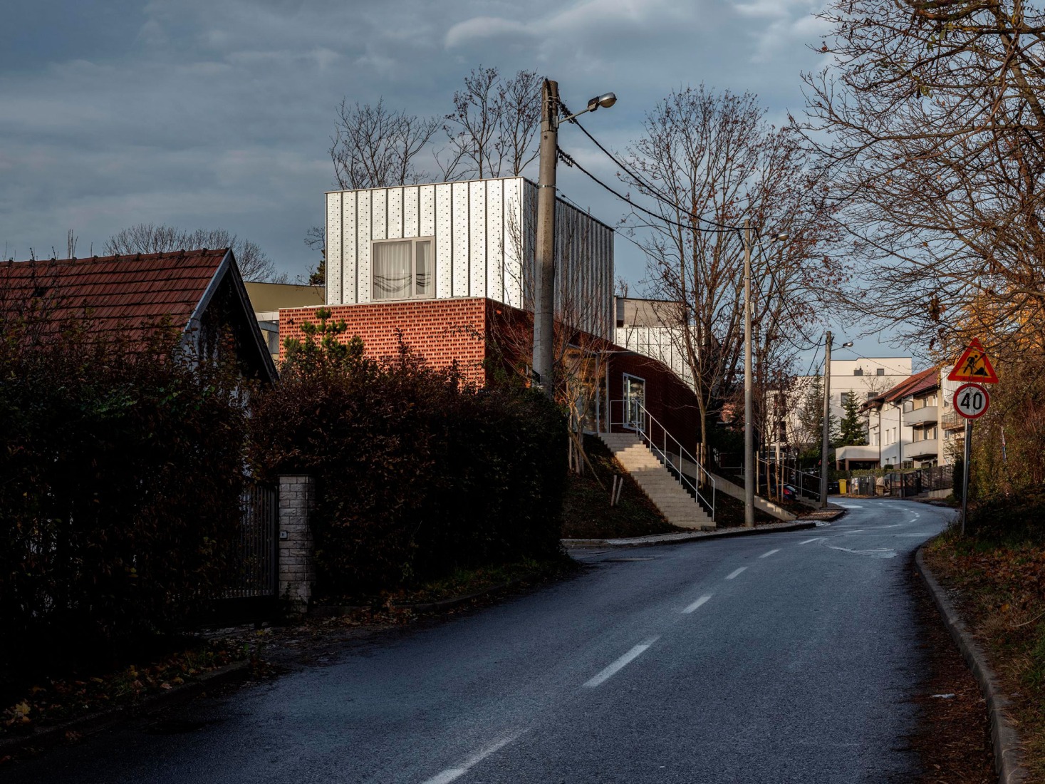 Double Villa Bukovac by njiric+ arhitekti. Photograph by Bosnic+Dorotic.