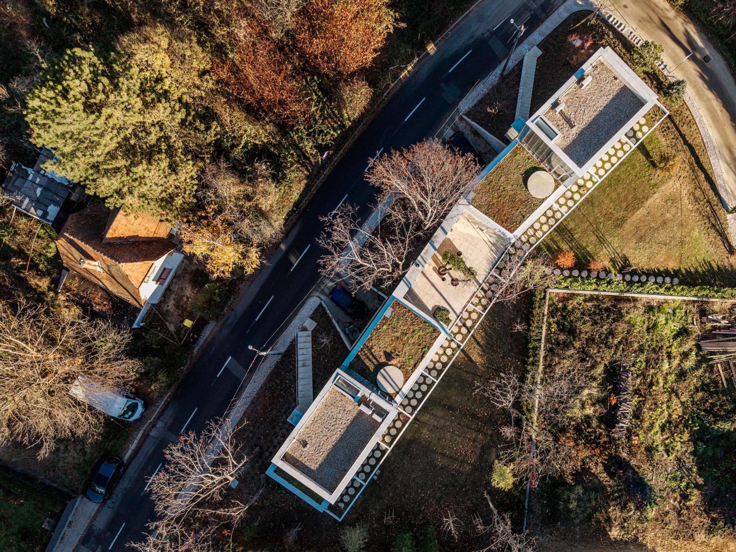 Double Villa Bukovac by njiric+ arhitekti. Photograph by Bosnic+Dorotic.