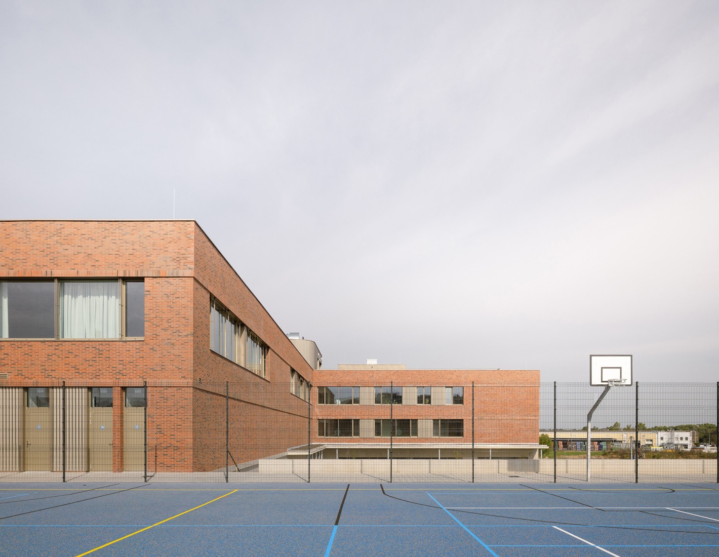VIDA Elementary School by OVA. Photograph by Alex Shoots Buildings.