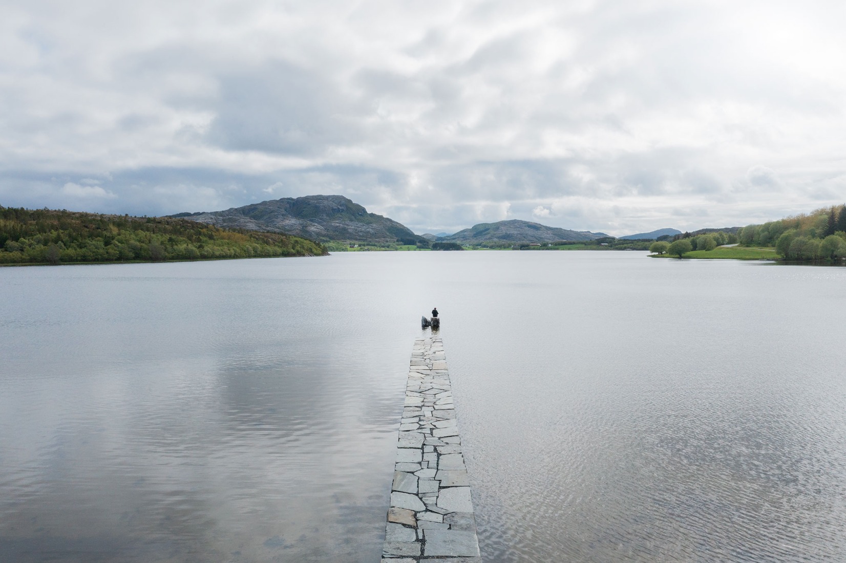«Sundshopen», rutas panorámicas noruegas por Rever and Drage. Fotografía por Tom Auger.