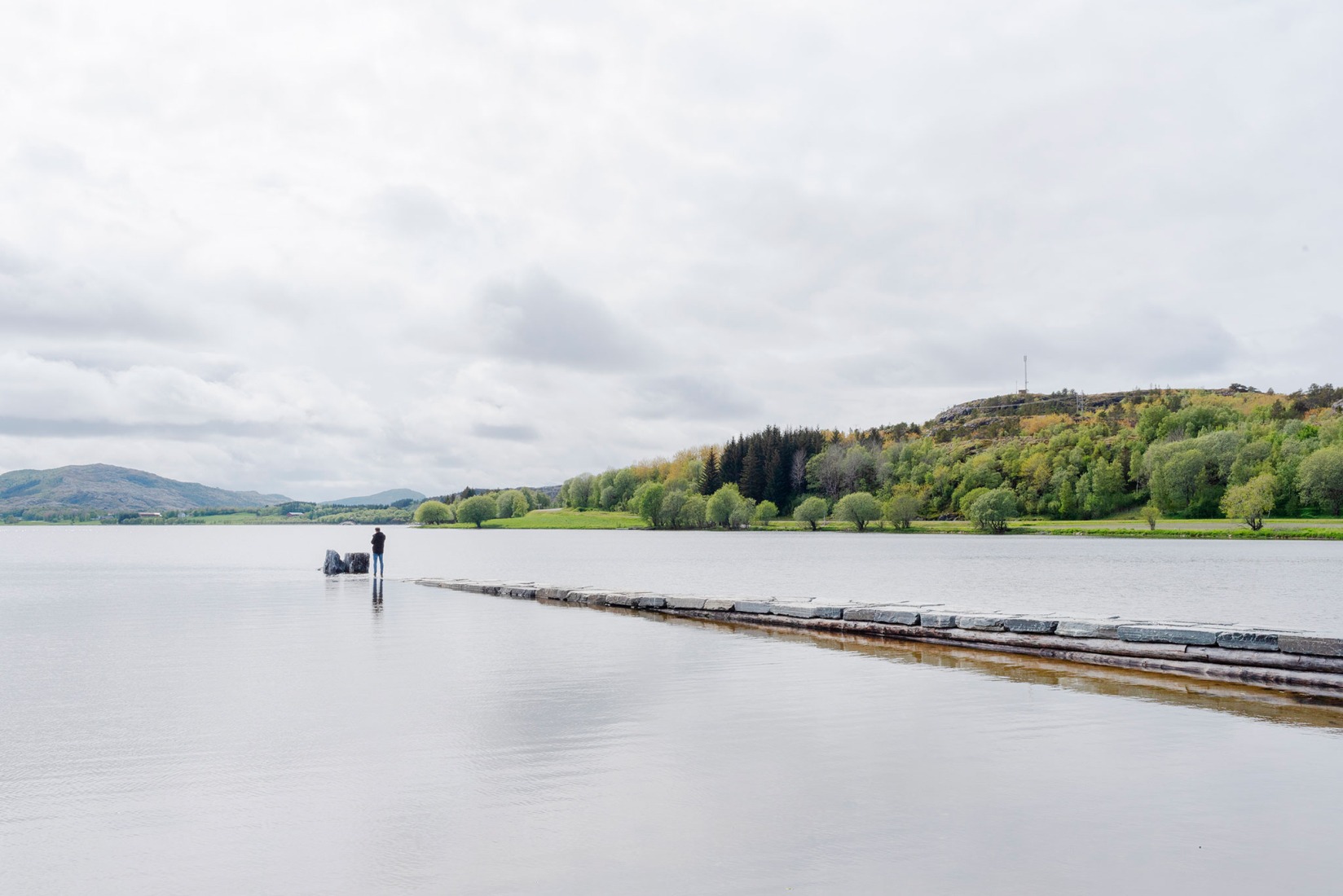 «Sundshopen», rutas panorámicas noruegas por Rever and Drage. Fotografía por Tom Auger.