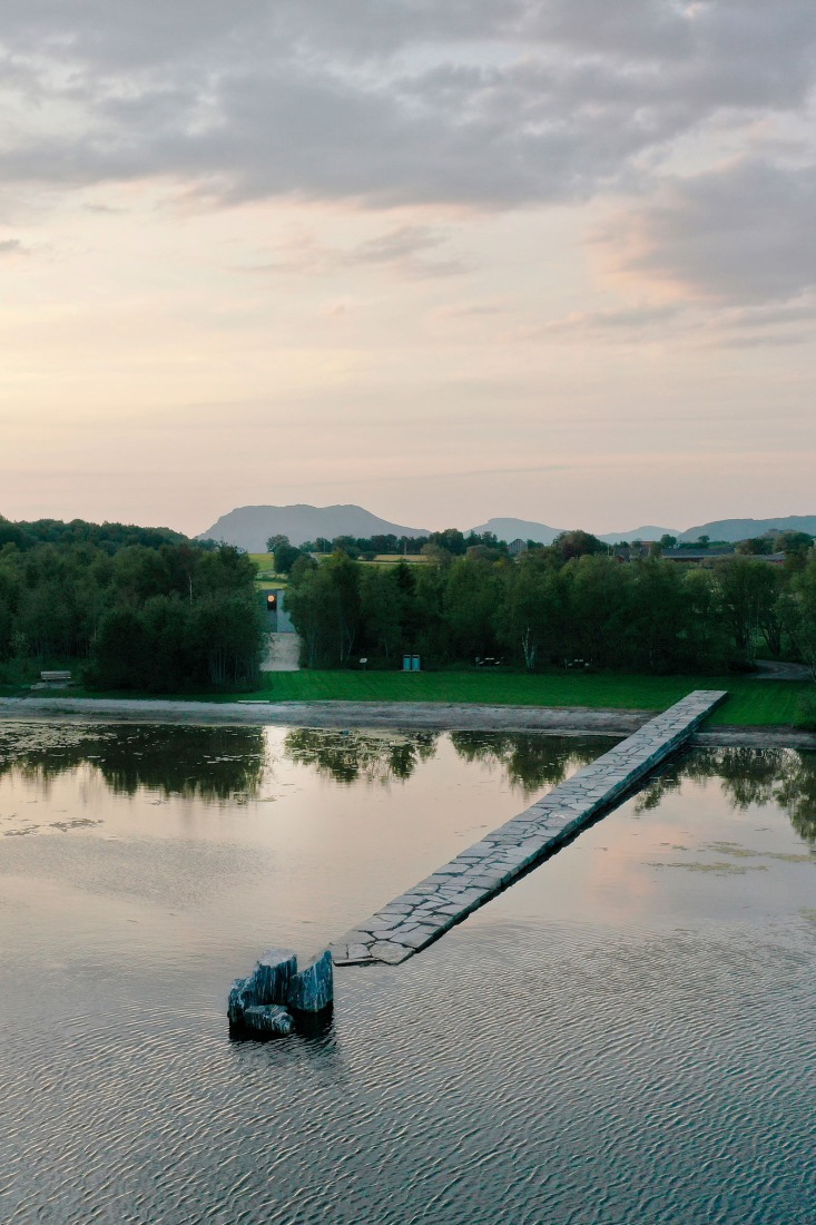 «Sundshopen», rutas panorámicas noruegas por Rever and Drage. Fotografía por Tom Auger.