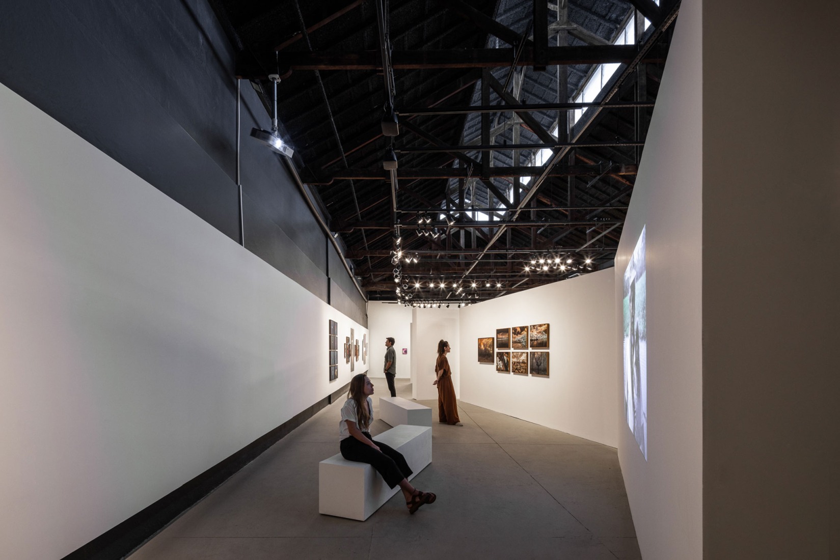 ViaFoto by Superlimão. Photograph by Maira Acayaba.